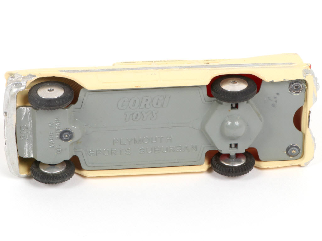 Lot 150 - CORGI TOYS (GB) (1)