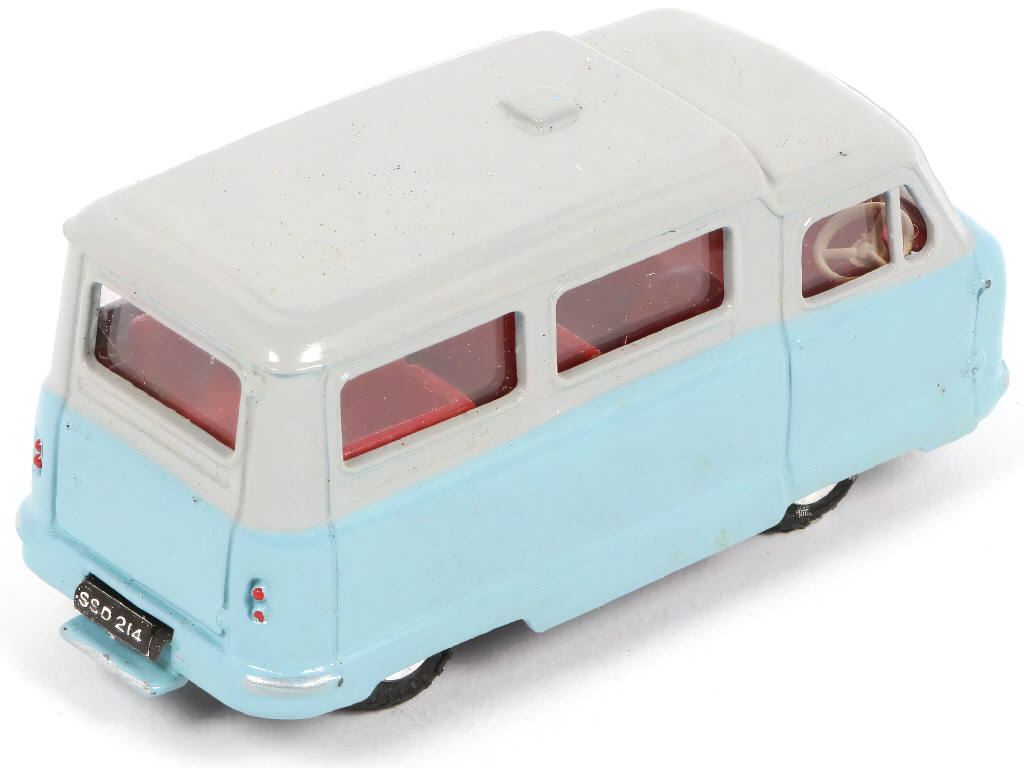 Lot 251 - DINKY TOYS (GB) (1)