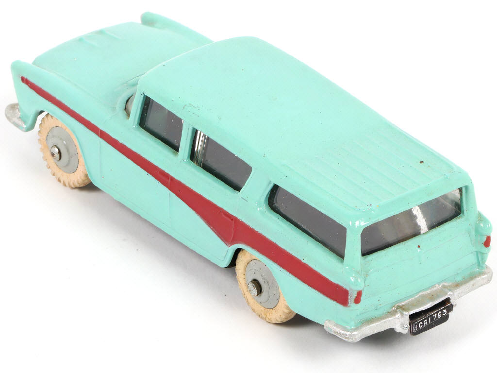 Lot 238 - DINKY TOYS (GB) (1)