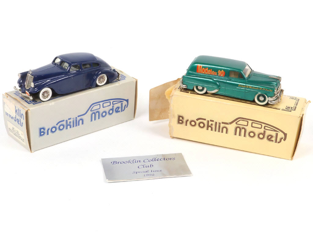 Lot 138 - BROOKLIN MODELS (GB) (2)