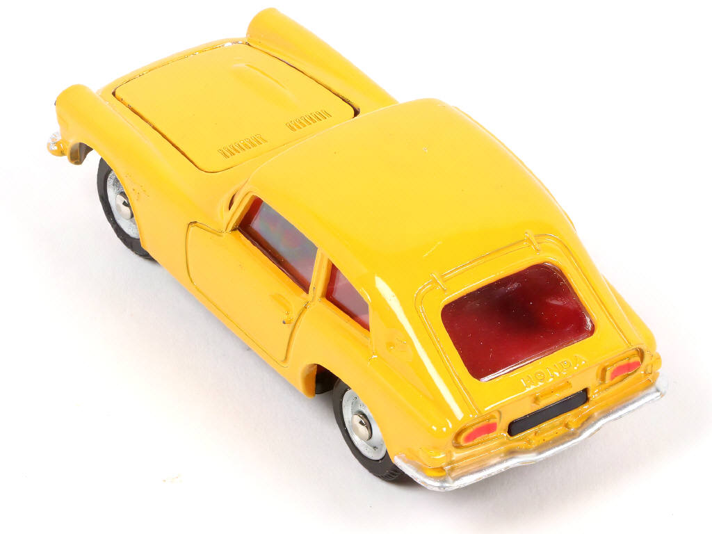 Lot 274 - DINKY TOYS (FRANCE) (1)