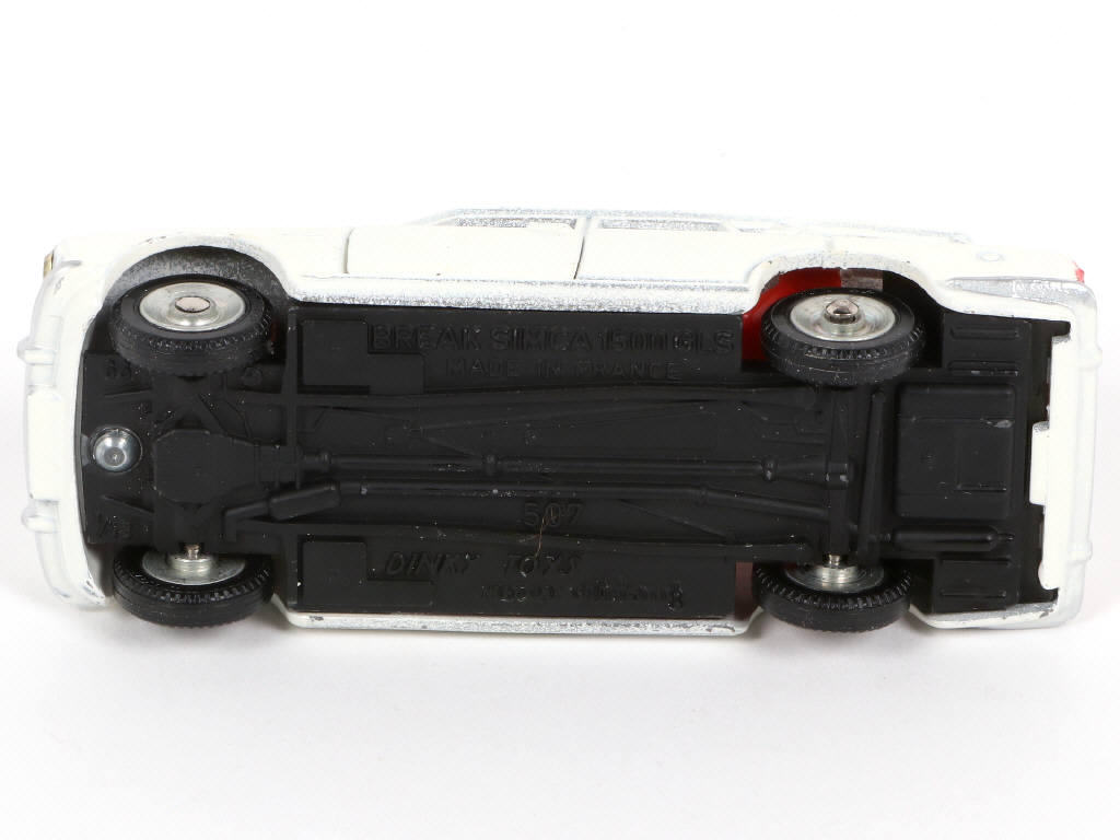 Lot 270 - DINKY TOYS (FRANCE) (1)