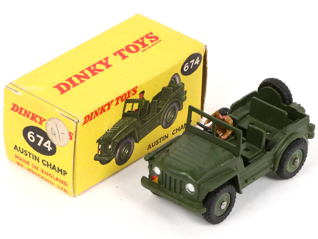 Lot 249 - DINKY TOYS (GB) (1)