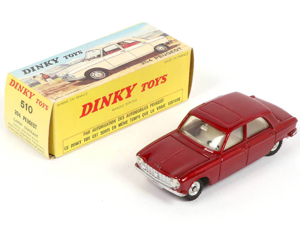 Lot 271 - DINKY TOYS (FRANCE) (1)