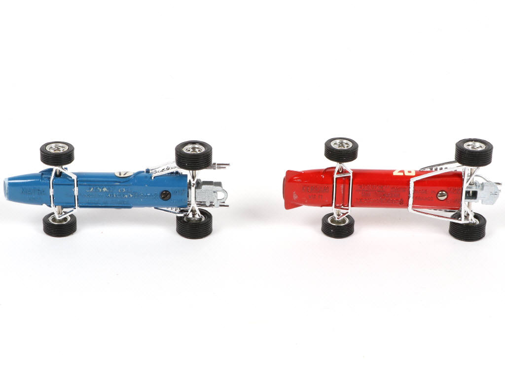 Lot 287 - DINKY TOYS (FRANCE) (2)