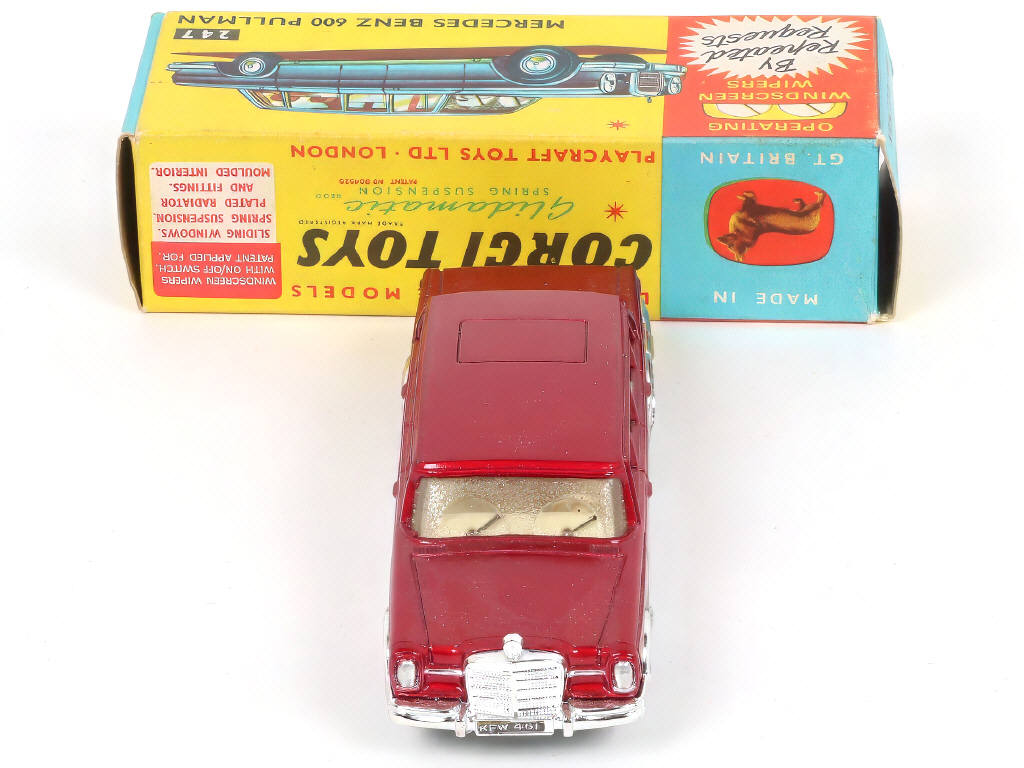 Lot 151 - CORGI TOYS (GB) (1)