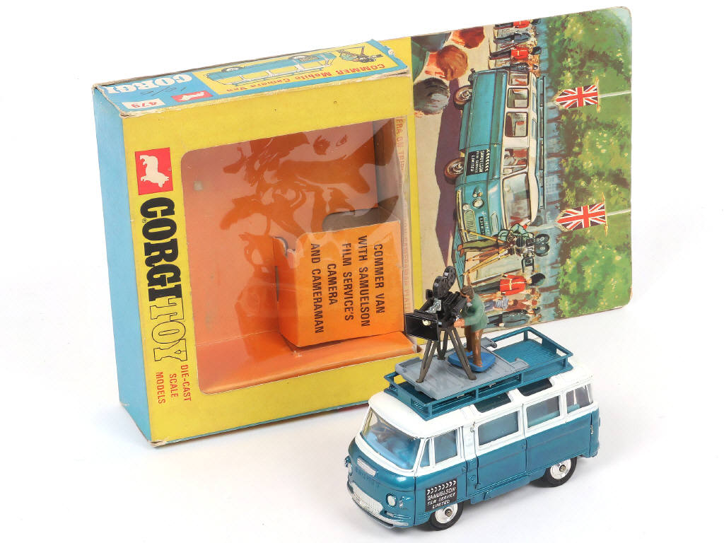 Lot 157 - CORGI TOYS (GB) (1)