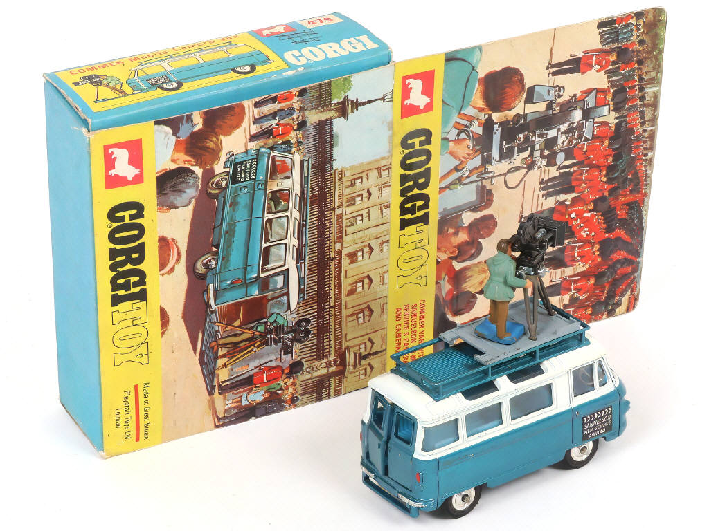 Lot 157 - CORGI TOYS (GB) (1)