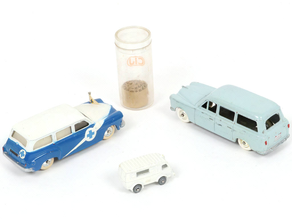 Lot 188 - C.I.J. (FRANCE) (3)