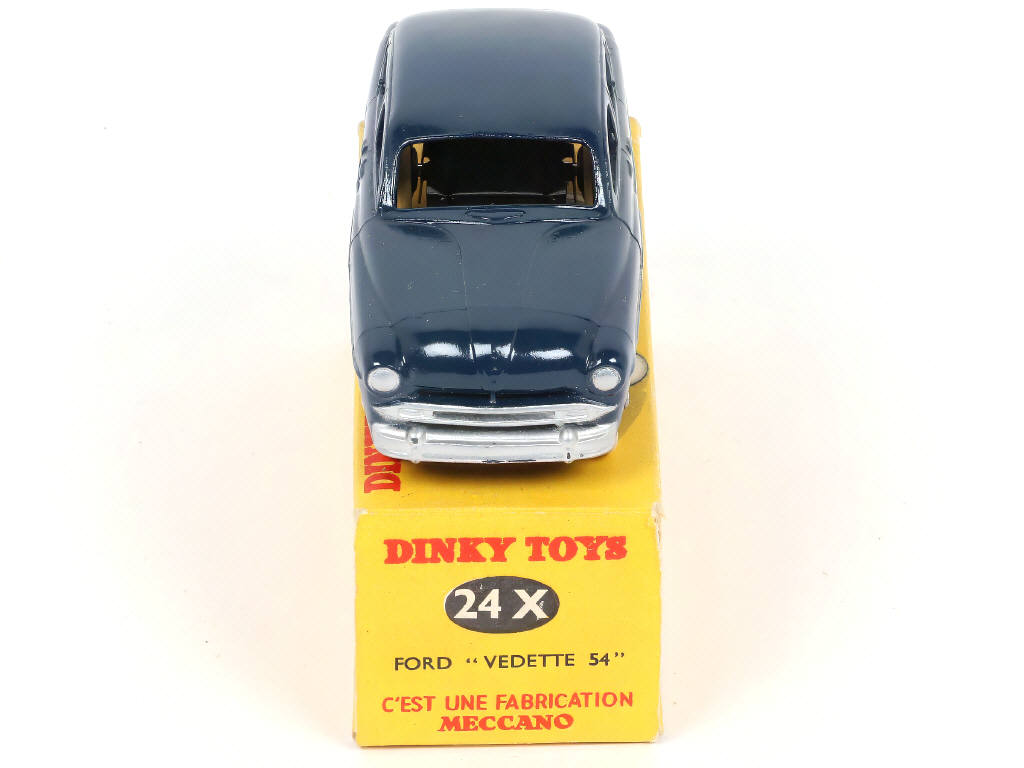 Lot 249 - DINKY TOYS (FRANCE) (1)