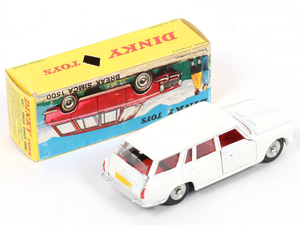 Lot 263 - DINKY TOYS (FRANCE) (1)