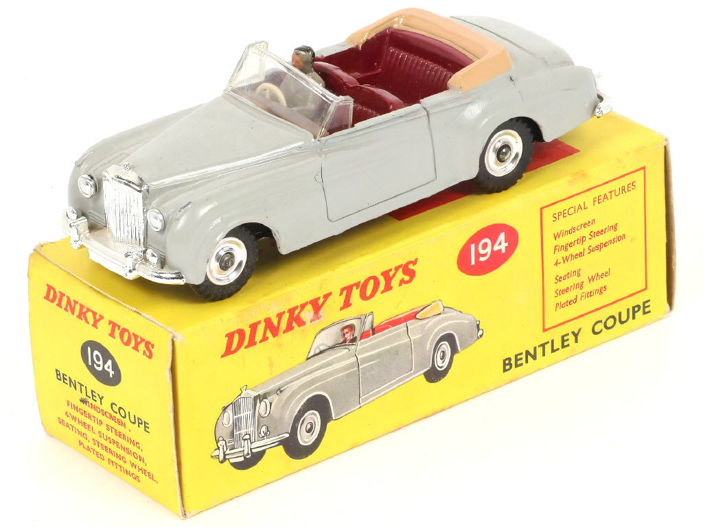 Lot 211 - DINKY TOYS (GB) (1)