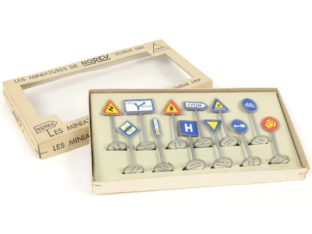 Lot 153 - NOREV (FRANCE) (1)