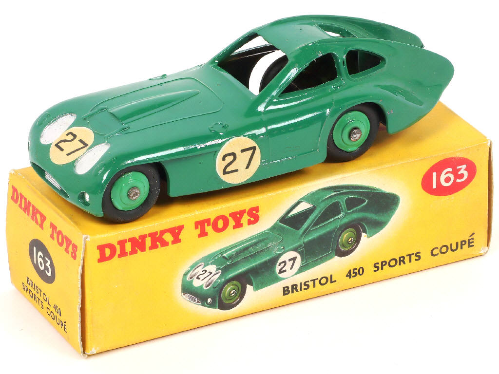 Lot 204 - DINKY TOYS (GB) (1)