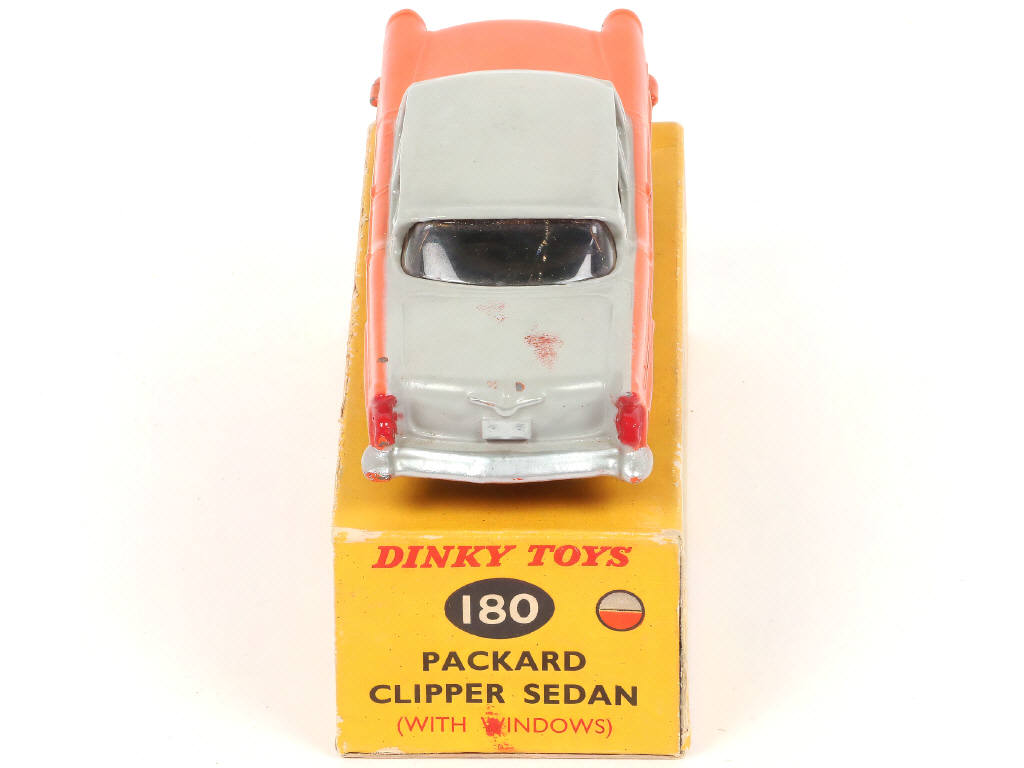Lot 208 - DINKY TOYS (GB) (1)