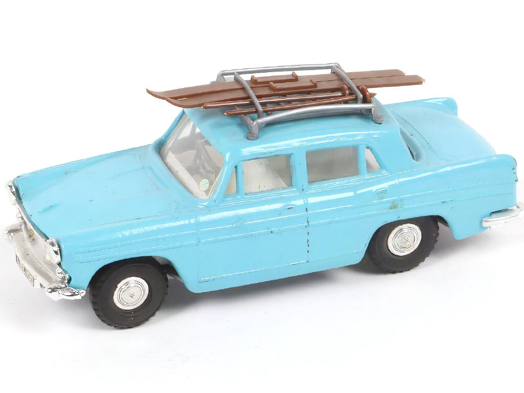 Lot 114 - SPOT-ON (GB) (1)