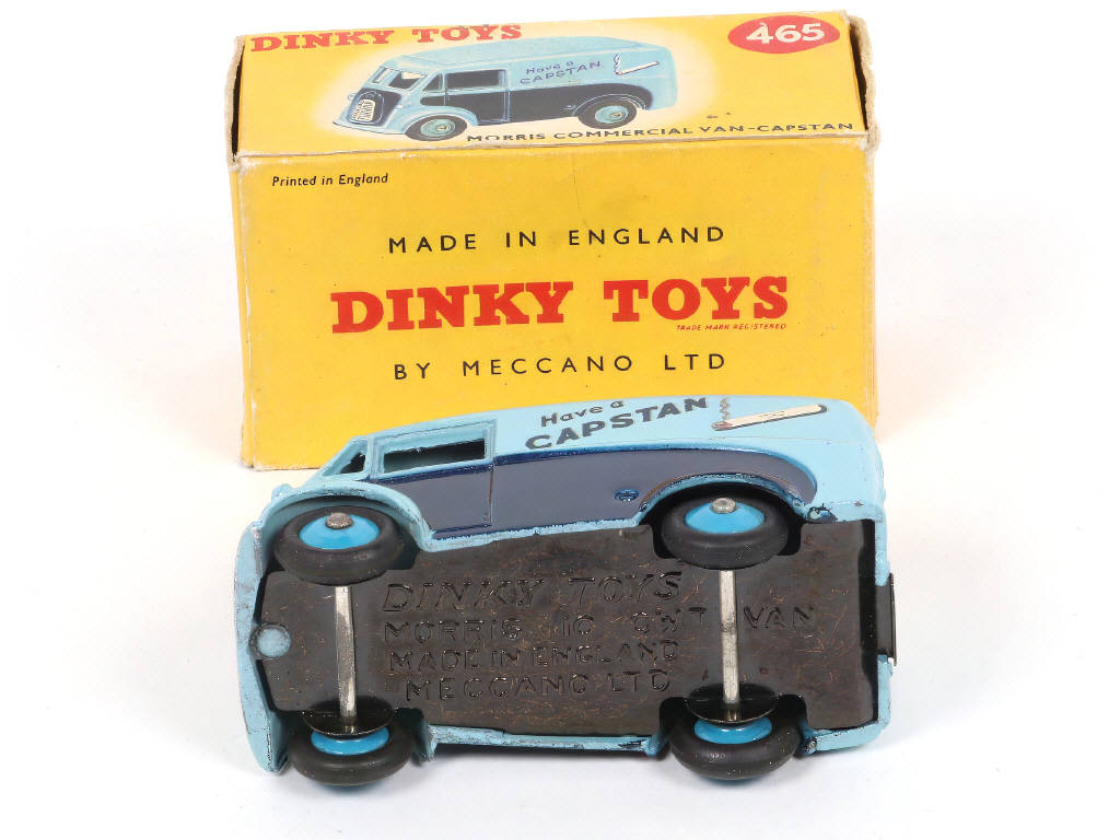 Lot 213 - DINKY TOYS (GB) (1)