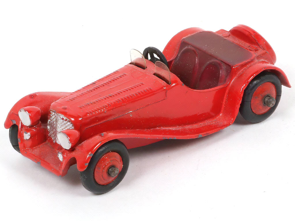 Lot 197 - DINKY TOYS (GB) (1)