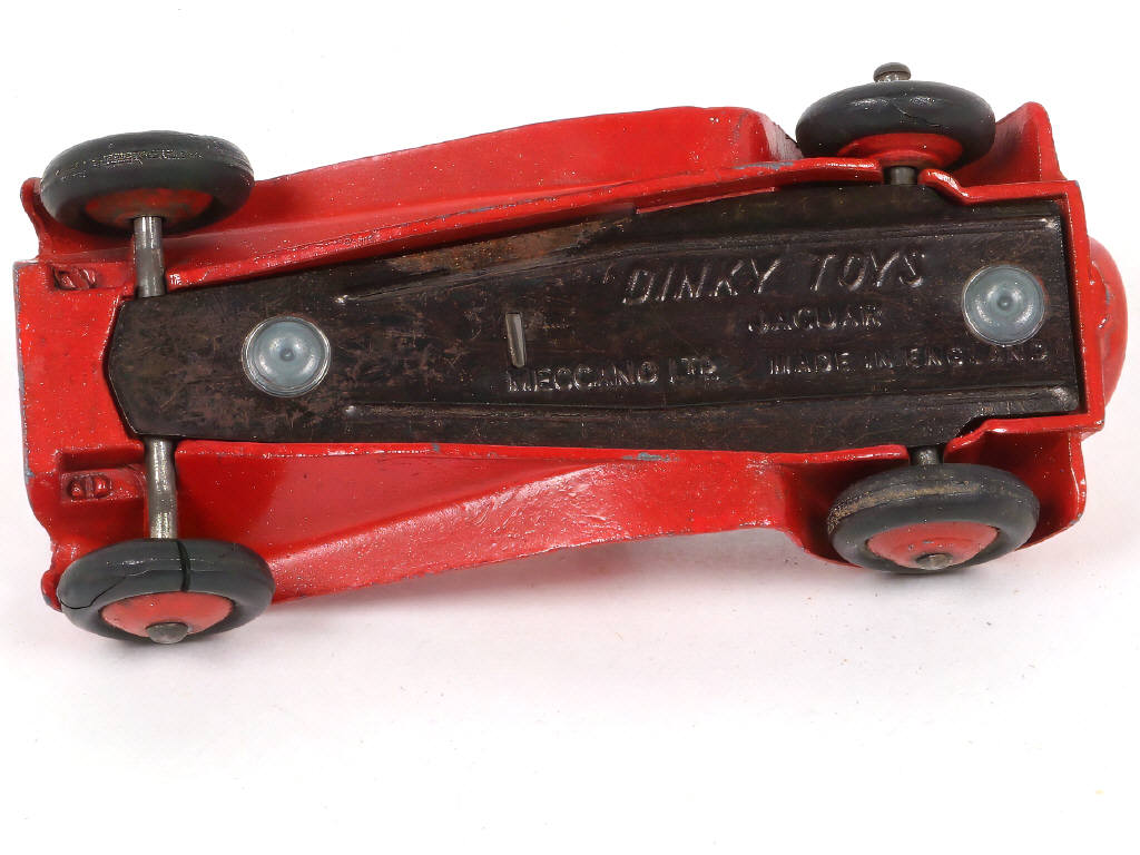 Lot 197 - DINKY TOYS (GB) (1)
