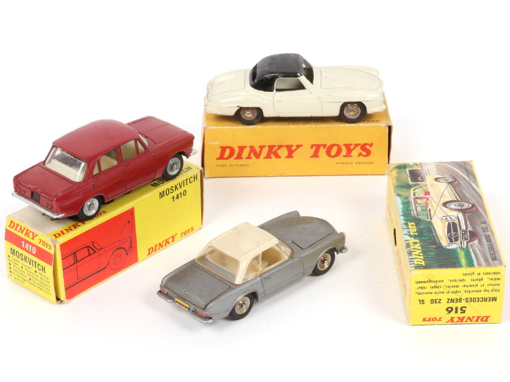Lot 289 - DINKY TOYS (FRANCE) (3)