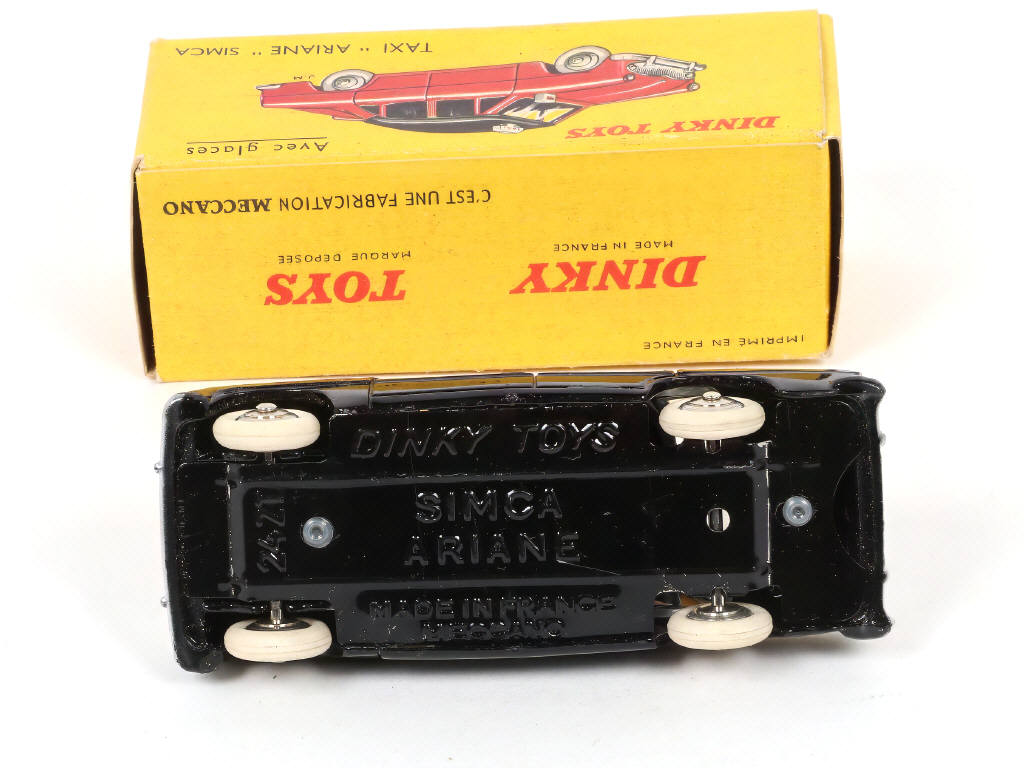 Lot 251 - DINKY TOYS (FRANCE) (1)