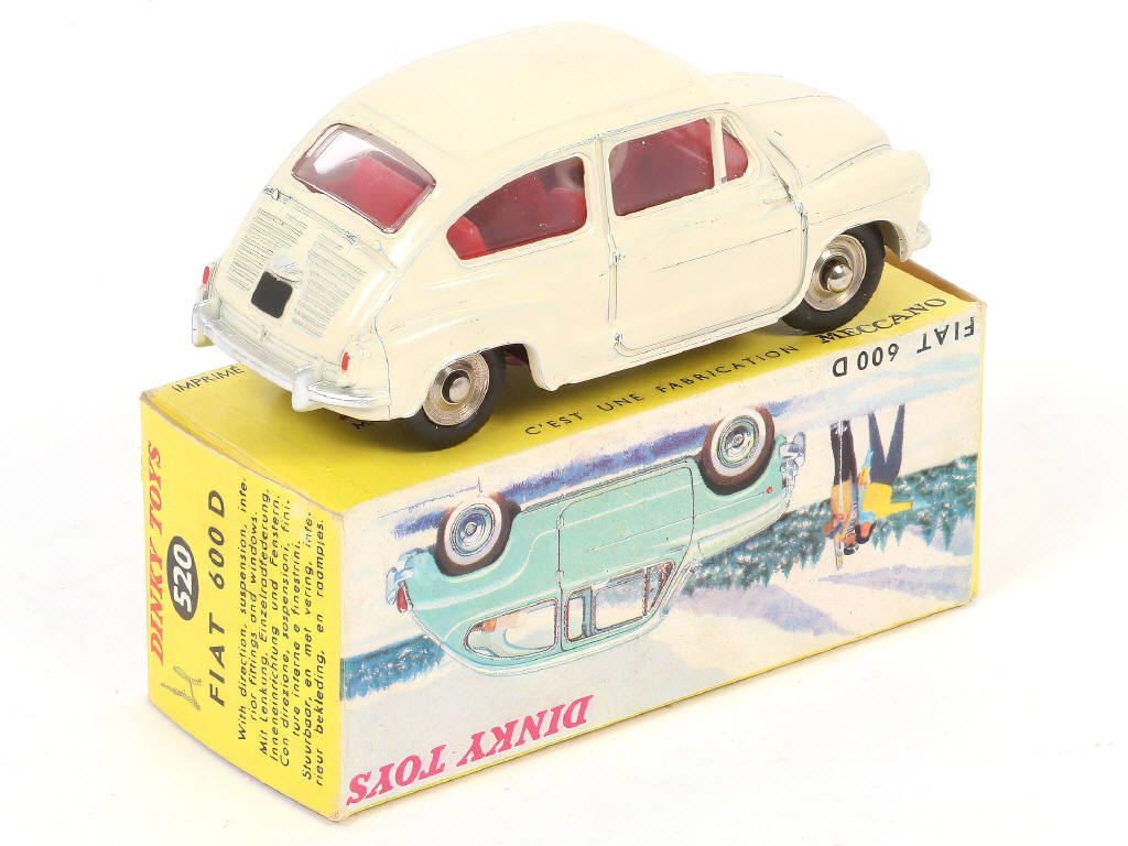 Lot 261 - DINKY TOYS (FRANCE) (1)