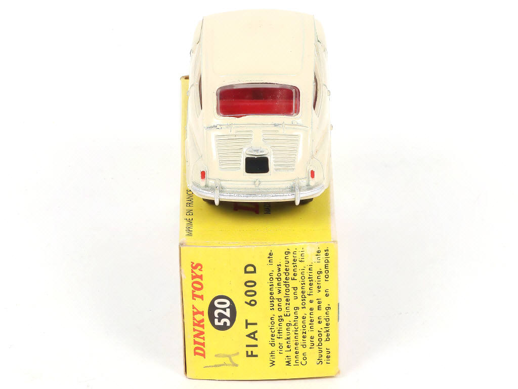 Lot 261 - DINKY TOYS (FRANCE) (1)