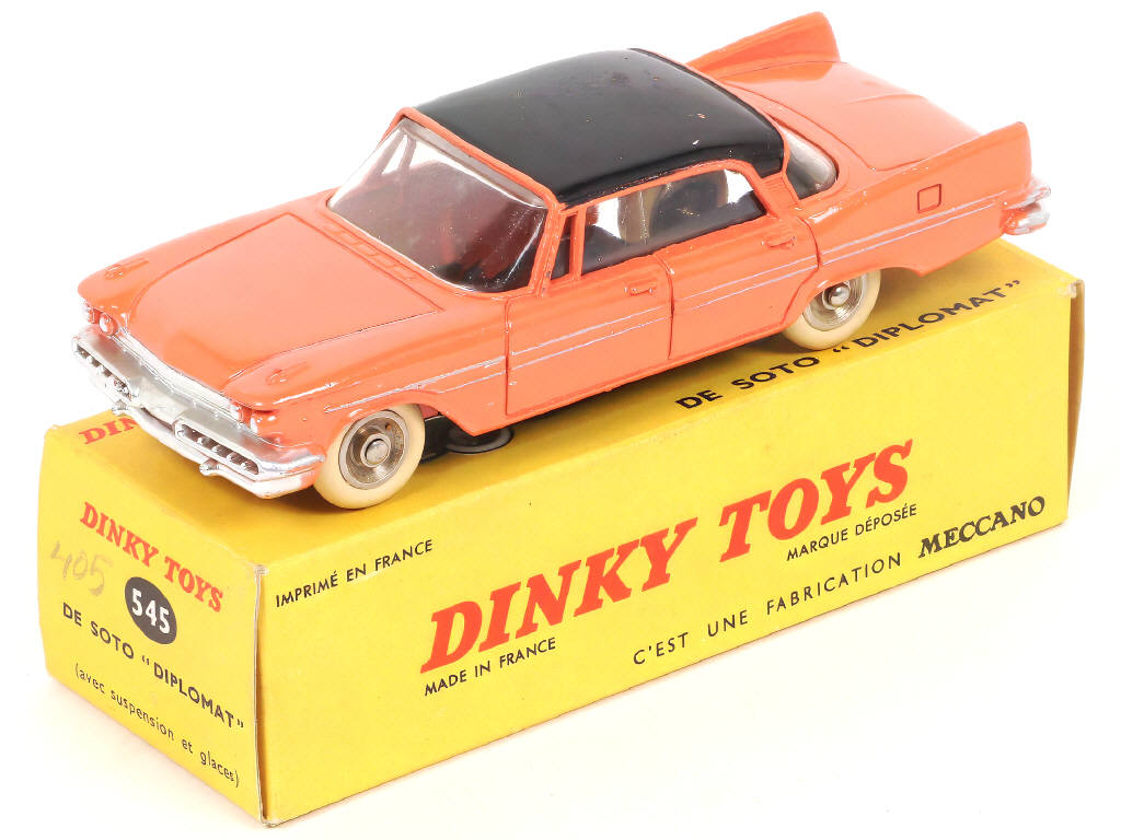 Lot 255 - DINKY TOYS (FRANCE) (1)