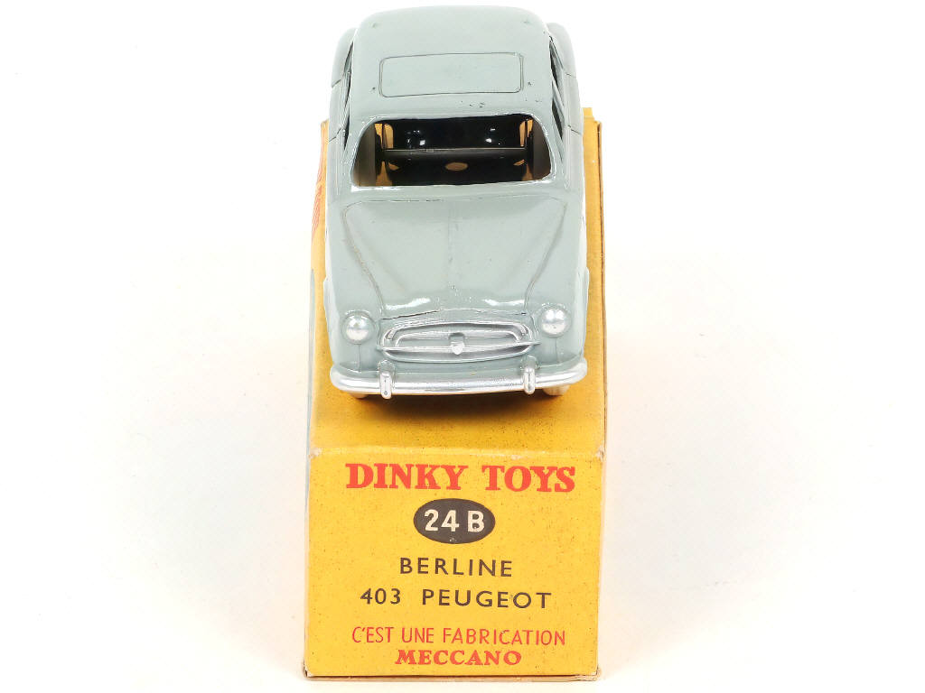 Lot 245 - DINKY TOYS (FRANCE) (1)