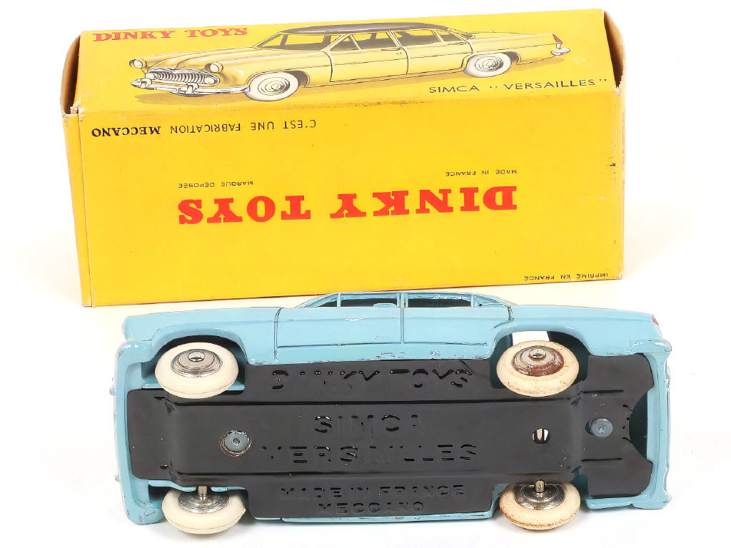 Lot 250 - DINKY TOYS (FRANCE) (1)