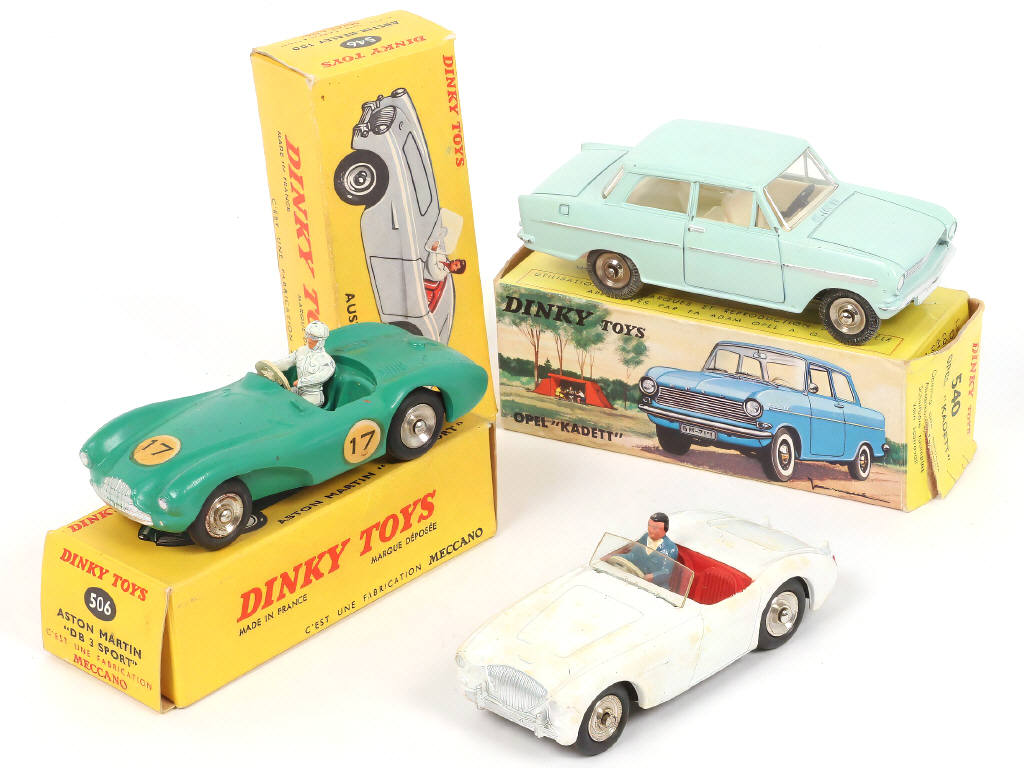 Lot 288 - DINKY TOYS (FRANCE) (3)