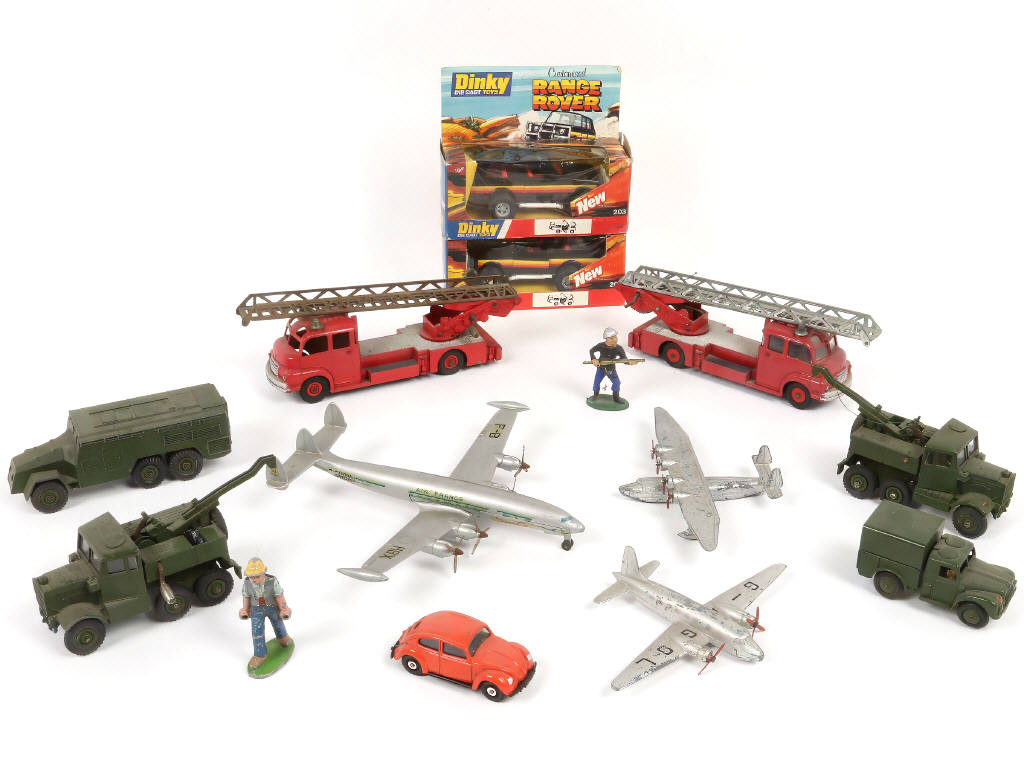 Lot 70 - DIVERS (14)