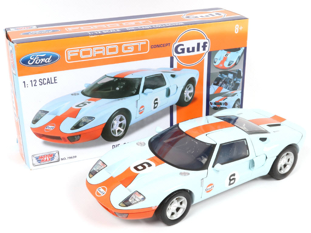 Lot 45 - MOTOR MAX (1)