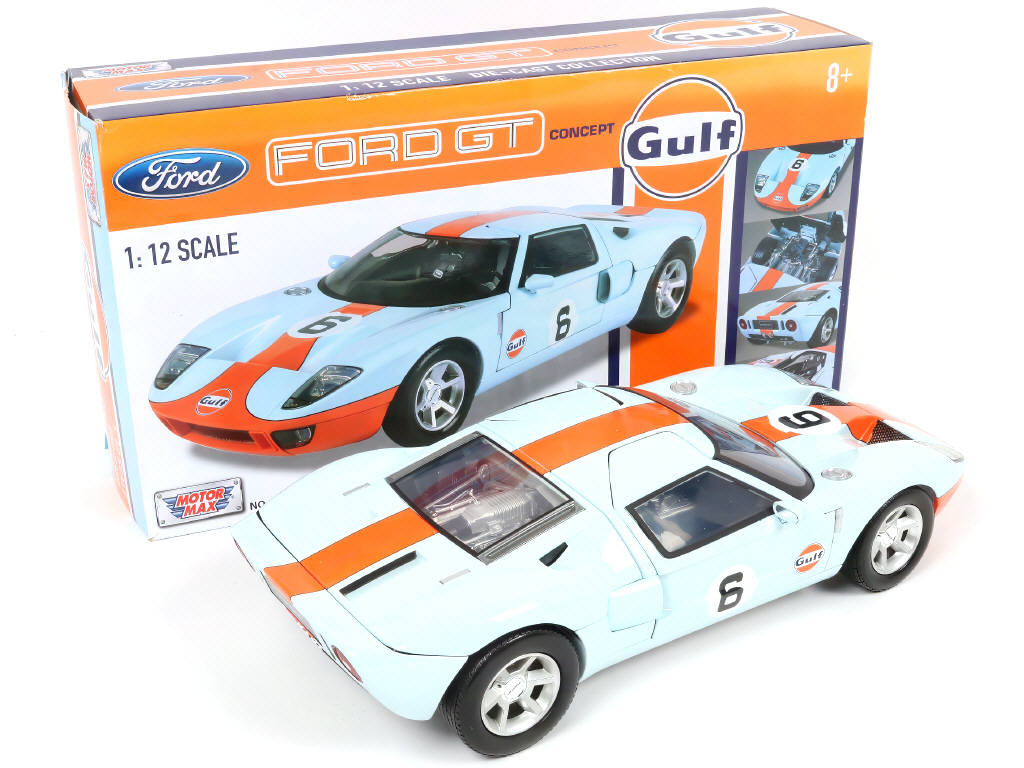 Lot 45 - MOTOR MAX (1)