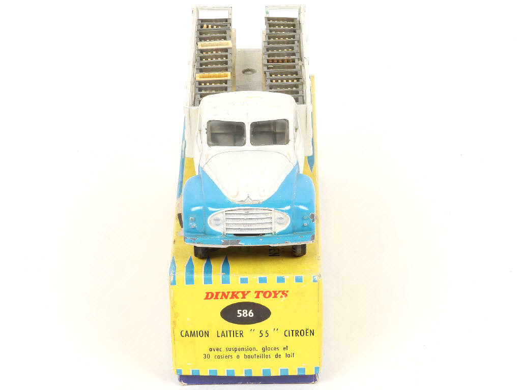 Lot 275 - DINKY TOYS (FRANCE) (1)