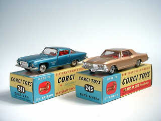 Lot 220 - CORGI TOYS (GB) (2)