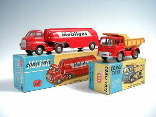 Lot 222 - CORGI TOYS (GB) (2)