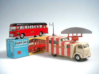 Lot 224 - CORGI TOYS (GB) (2)