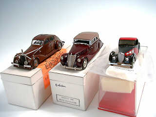 Lot 375 - B DIVERS (3)
