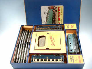 Lot 551 - HORNBY 'O' (FRANCE) (1)