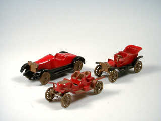 Lot 384 - TOOTSIETOY (USA) (3)