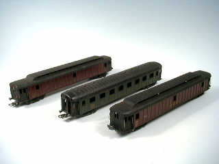 Lot 655 - GAMBS (3)