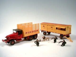 Lot 417 - DINKY TOYS FRANCE (1)