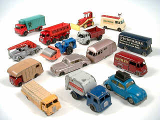 Lot 385 - MATCHBOX & DIVERS (15)