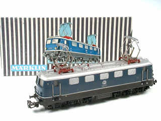 Lot 693 - MÄRKLIN HO (1)