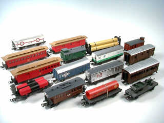Lot 663 - MÄRKLIN DIVERS (16)
