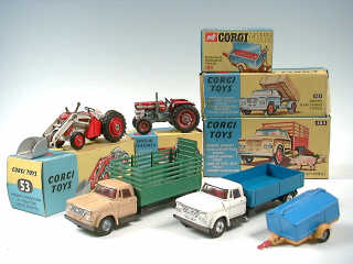 Lot 475 - CORGI TOYS (GB) (5)