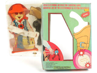 Lot 104 - DIVERS (11)