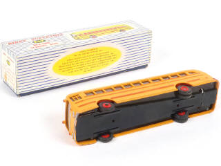 Lot 304 - DINKY TOYS (GB) (1)