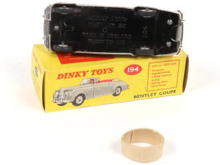 Lot 286 - DINKY TOYS (GB) (1)